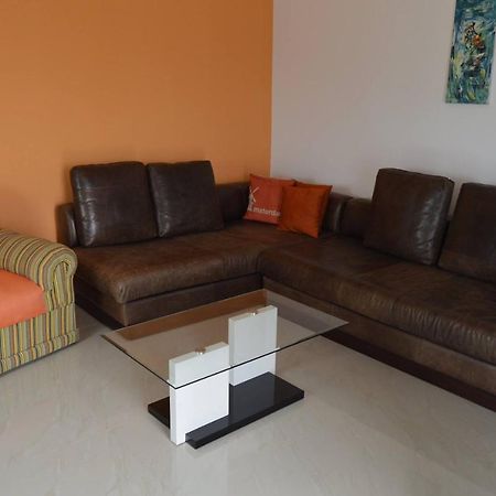 Apartamento T1 Mobiliado Com Wi-Fi 普拉亚 外观 照片